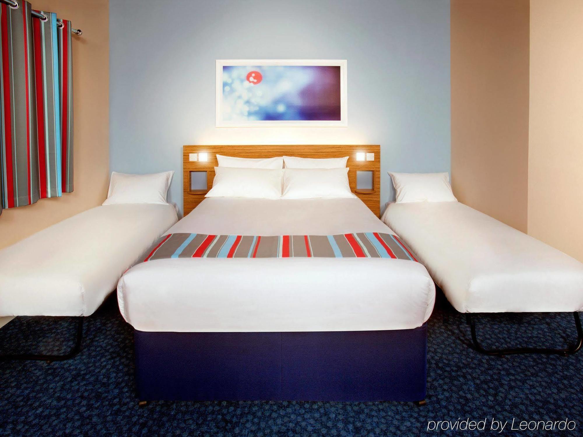 Travelodge Liverpool Central Exterior foto