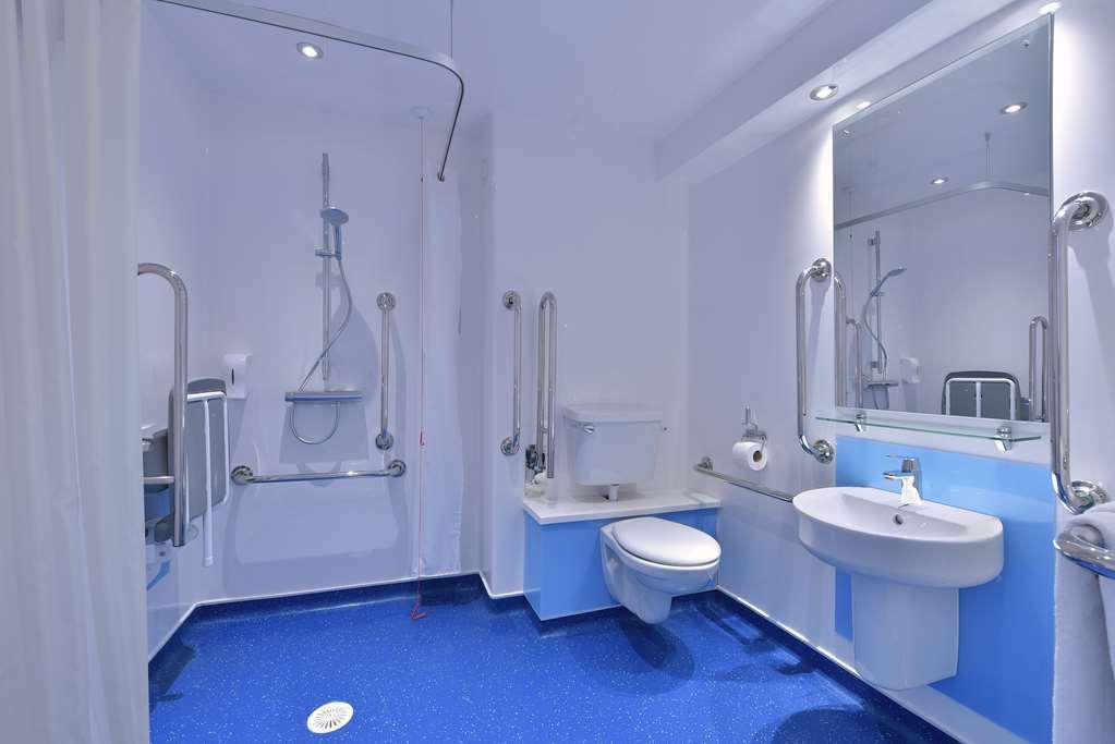 Travelodge Liverpool Central Habitación foto